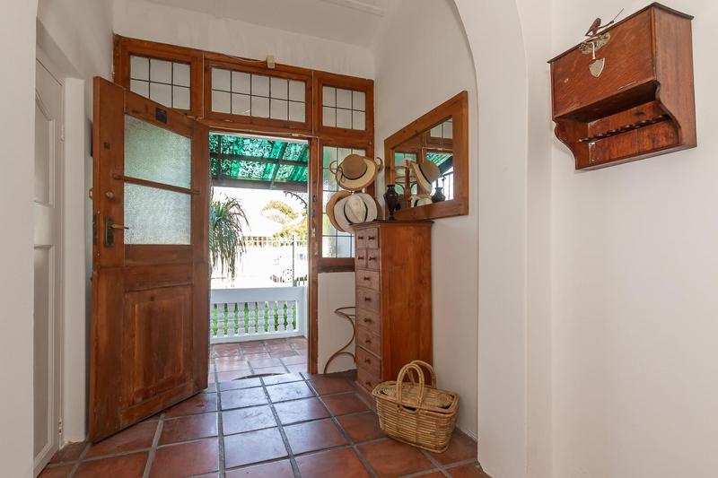 4 Bedroom Property for Sale in Kenilworth Western Cape